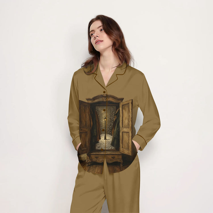 
                    
                      Women's Haunted Wardrobe Night Scene Long Sleeve Silky Satin Pajama Set alternate view
                    
                  